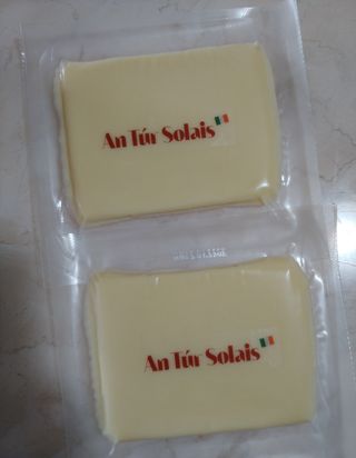 앙투어솔레 아일랜드 구워먹는 치즈 100 자연 치즈 와인안주 300g(100g x 3팩) — 5점을 준 리뷰어가 2022년 8월 올린 사용 사진