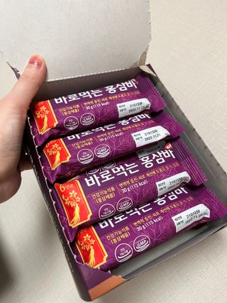 씨알푸드 건강기능식품 6년근 홍삼 함유, 바로먹는 홍삼바 30g 12개입 — 4점을 준 리뷰어가 2022년 3월 올린 사용 사진