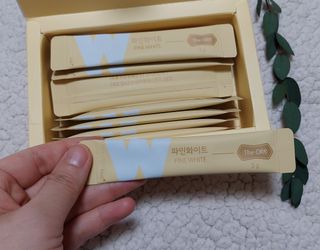 디오르 파인화이트 — 5점을 준 리뷰어가 2022년 2월 올린 사용 사진