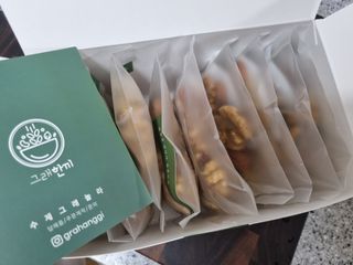 [그래한끼] 무설탕/저당 시리얼타입 수제그래놀라 (40gX10개) — 5점을 준 리뷰어가 2022년 8월 올린 사용 사진