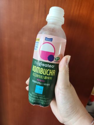 더그레잇티 콤부차 [매일유업] 더그레잇티 44kcal 콤부차 300ml *12개입 (오리지널 6개+베리리치 6개) — 5점을 준 리뷰어가 2023년 9월 올린 사용 사진