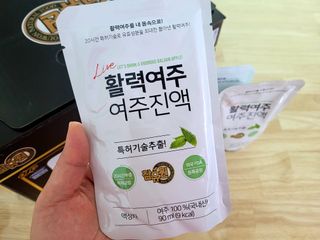 참유원 특허제조 활력 여주진액 여주즙 50포 — 5점을 준 리뷰어가 2022년 1월 올린 사용 사진