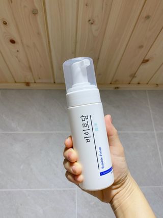 [바이로담] 저자극 약산성버블 폼 폼클렌징 150ml — 5점을 준 리뷰어가 2021년 3월 올린 사용 사진