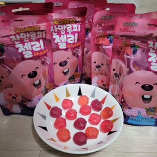 [팔도] 잔망루피젤리 믹스베리맛 42g 8개 — 5점을 준 리뷰어가 2022년 3월 올린 사용 사진