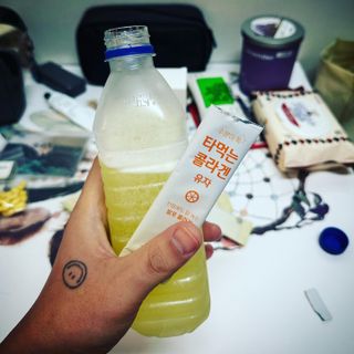 [음료수 대신 가능!]  빠르게 흡수되는 아임오 타먹는 콜라겐 1박스 — 5점을 준 리뷰어가 2023년 4월 올린 사용 사진
