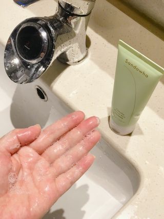 스킨큐어 산다화 울트라 젠틀 약산성 세안제 — 5점을 준 리뷰어가 2022년 8월 올린 사용 사진