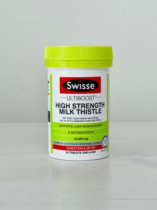 Swisse 스위스 고함량 밀크씨슬 35,000mg 60정 — 5점을 준 리뷰어가 2021년 11월 올린 사용 사진