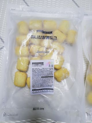 Dog&Ball 독앤볼 [Dog&Ball] 미니찹쌀볼도그 찹쌀치즈볼 — 4점을 준 리뷰어가 2021년 9월 올린 사용 사진