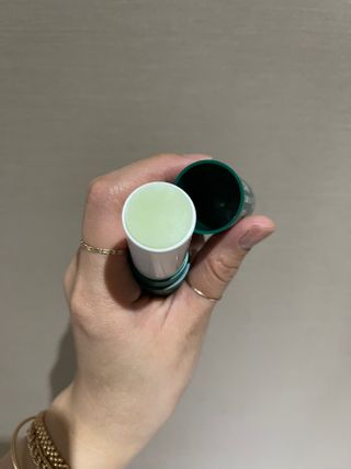 팜스테이 시카 팜 카밍 멀티 밤 — 5점을 준 리뷰어가 2022년 4월 올린 사용 사진