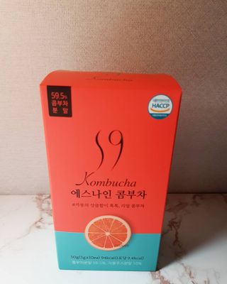 리넥무역 에스나인 콤부차 건강발효 콤부함량59 자몽 5gx10포 — 5점을 준 리뷰어가 2021년 8월 올린 사용 사진