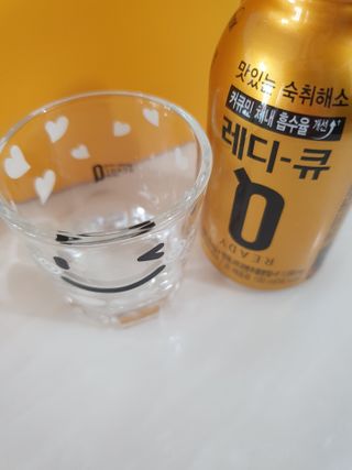 발그레 소주잔 증정, 숙취해소 레디큐 스페셜 에디션 — 5점을 준 리뷰어가 2021년 2월 올린 사용 사진