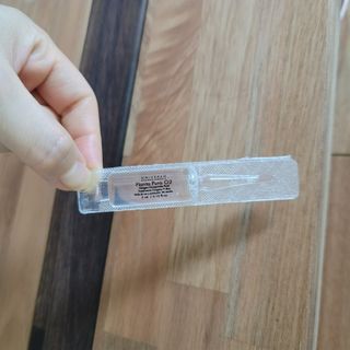 유니베르소 산소앰플 7일 집중케어 앰플 — 4점을 준 리뷰어가 2021년 6월 올린 사용 사진