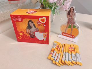 광동생활건강 [제니에디션] 비타500데일리스틱 gift set 60포+제니굿즈 3종+쇼핑백 — 5점을 준 리뷰어가 2021년 11월 올린 사용 사진