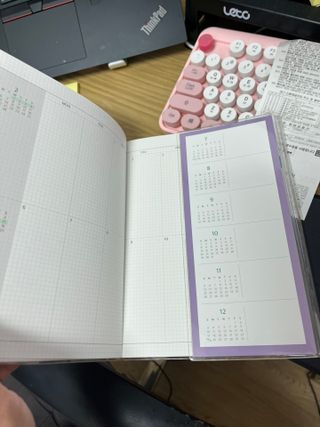 리훈 2023년 아이라이크 모눈 다이어리 미니달력 세트 — 5점을 준 리뷰어가 2022년 11월 올린 사용 사진