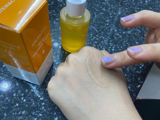 체르엠 스템앤셀 비타민 브라이트닝 에센스 30ml 1개 — 5점을 준 리뷰어가 2021년 9월 올린 사용 사진