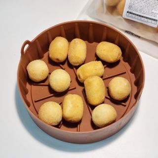 Dog&Ball 독앤볼 [Dog&Ball] 미니찹쌀볼도그 찹쌀치즈볼 — 5점을 준 리뷰어가 2021년 12월 올린 사용 사진