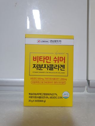 자연에온 경남제약 비타민 쉬머 저분자콜라겐 20g x 30포 — 4점을 준 리뷰어가 2021년 12월 올린 사용 사진
