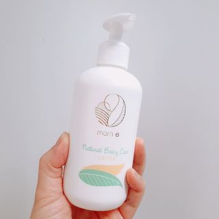 mom e 맘이 내추럴 베이비 케어 샴푸앤바스+로션 — 5점을 준 리뷰어가 2021년 1월 올린 사용 사진