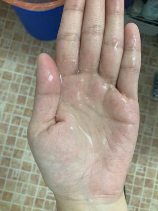 아므 스칼프 릴렉싱 샴푸 — 5점을 준 리뷰어가 2021년 3월 올린 사용 사진