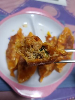 한만두 진한 해물맛 짬뽕만두 1kg — 5점을 준 리뷰어가 2021년 4월 올린 사용 사진
