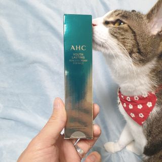 [NEW 탄력유턴 아이크림] AHC 유스 래스팅 리얼 아이크림 포 페이스 — 5점을 준 리뷰어가 2021년 4월 올린 사용 사진