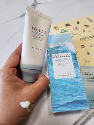 [스킨1004] 마다가스카르 센텔라 히알루-시카 워터핏 선세럼 50ml — 4점을 준 리뷰어가 2024년 5월 올린 사용 사진