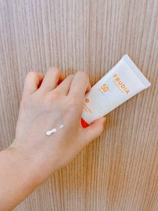 [후르디아] 혼합자차 선 에센스+톤업 선크림 2종 — 5점을 준 리뷰어가 2021년 6월 올린 사용 사진