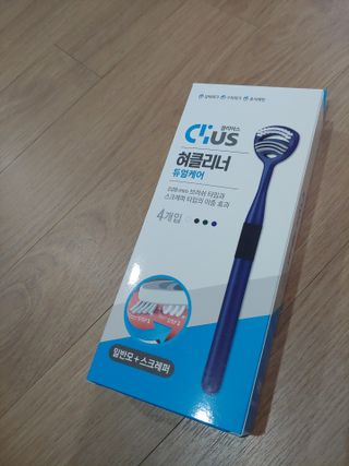 크리오 클리어스 혀백태제거 구취관리 혀클리너 — 4점을 준 리뷰어가 2021년 3월 올린 사용 사진