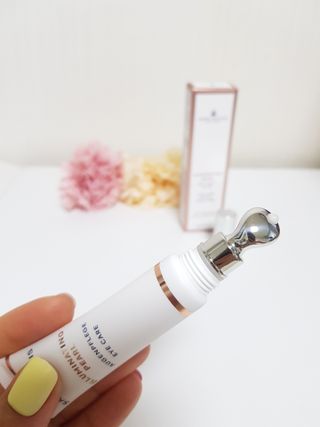 산수시 일루미네이팅 펄 영양 다크서클 스틱 아이 크림 케어 15ml — 5점을 준 리뷰어가 2021년 6월 올린 사용 사진