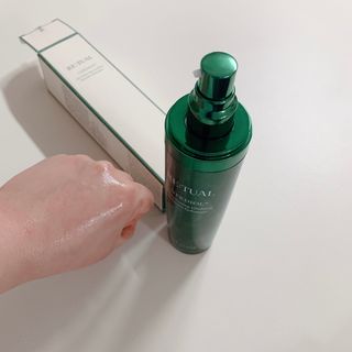 레츄얼 베르디올 더 하이드레이팅 에멀젼 — 5점을 준 리뷰어가 2022년 5월 올린 사용 사진