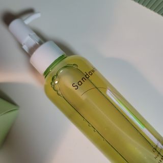 스킨큐어 산다화 순한 클렌징 동백 오일 200ml — 5점을 준 리뷰어가 2023년 3월 올린 사용 사진
