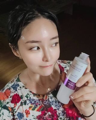 리더스코스메틱 리더스 퍼스트 샷 액티브 에센스 에이지 컨트롤 — 5점을 준 리뷰어가 2021년 10월 올린 사용 사진