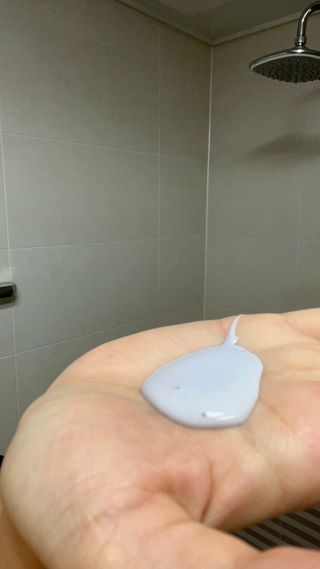 벨먼 내추럴 스파 머드레티놀 바디워시(그린로즈, 미드나잇 피오니) — 5점을 준 리뷰어가 2022년 6월 올린 사용 사진