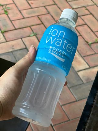 [동아오츠카] 포카리스웨트  500ml PET + 이온워터 500ml PET — 5점을 준 리뷰어가 2025년 7월 올린 사용 사진