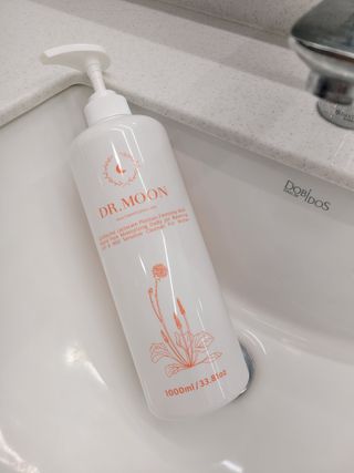프리[닥터문] 유산균 락토케어 질경초 여성청결제 1000ml (젤타입) — 5점을 준 리뷰어가 2022년 5월 올린 사용 사진
