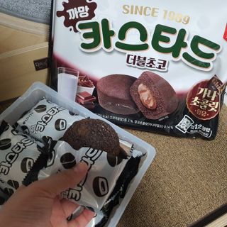 롯데제과 까망카스타드 더블초코 — 5점을 준 리뷰어가 2021년 5월 올린 사용 사진