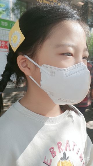 알도(A.L.D.O) 알도 에코슈브 주니어 마스크(중형) — 5점을 준 리뷰어가 2022년 9월 올린 사용 사진