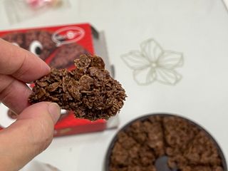 NISSIN 닛신 크리스피 초코 — 4점을 준 리뷰어가 2022년 11월 올린 사용 사진