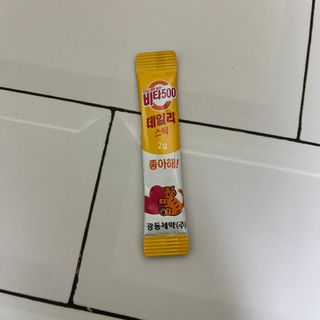 광동생활건강 [광동] 비타 500 데일리 스틱 VB, VC를 함유한 멀티비타민 30포+30포 — 5점을 준 리뷰어가 2022년 7월 올린 사용 사진