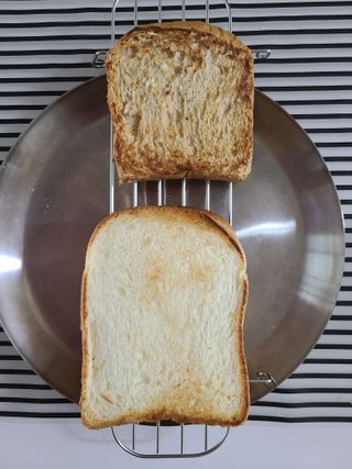 롯데제과 Vbread 포카치아식빵1개 + 미니식빵 1개 + 머핀 2개 세트 — 5점을 준 리뷰어가 2021년 9월 올린 사용 사진
