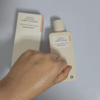 로우퀘스트 베리어 인핸싱 토너투에센스 200ml — 5점을 준 리뷰어가 2023년 11월 올린 사용 사진