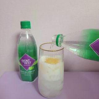 몽베스트 Montbest with Sparkling water Lime20병 — 5점을 준 리뷰어가 2023년 3월 올린 사용 사진