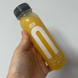 BLENDY'S 핑크 스무디+블론디 스무디 — 5점을 준 리뷰어가 2021년 12월 올린 사용 사진