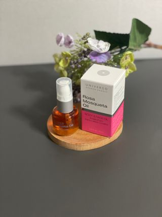 유니베르소 로즈힙 오일 15ml — 5점을 준 리뷰어가 2021년 8월 올린 사용 사진