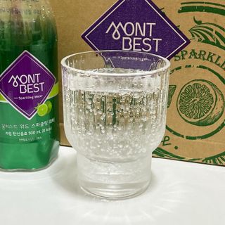 몽베스트 Montbest with Sparkling water Lime20병 — 4.5점을 준 리뷰어가 2022년 9월 올린 사용 사진