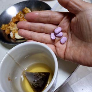 닥터피엔티 [Dr.PNT] 건강한 다이어트, 기능성 원료로 시작! 슬림핏 다이어트+카테킨 [1개월분] — 4.5점을 준 리뷰어가 2022년 11월 올린 사용 사진