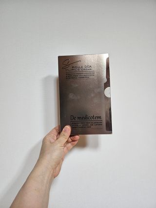 MF[더메디코템] 스피큘 DCA V리프팅 크림 — 5점을 준 리뷰어가 2024년 4월 올린 사용 사진