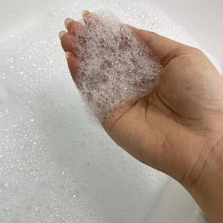 버블데이 아로마/과일 거품 입욕제 — 5점을 준 리뷰어가 2021년 7월 올린 사용 사진