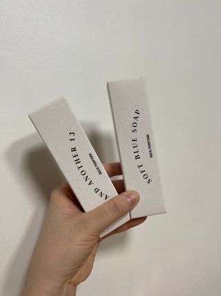 멈칫(MUMCHIT) 넥퍼퓸 NECKPERFUME 2가지 향 — 5점을 준 리뷰어가 2021년 12월 올린 사용 사진