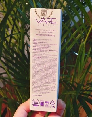 바르셀 주름개선 리프팅 영양크림 인텐시브 리포좀 더블크림-C2 50ml — 5점을 준 리뷰어가 2021년 11월 올린 사용 사진